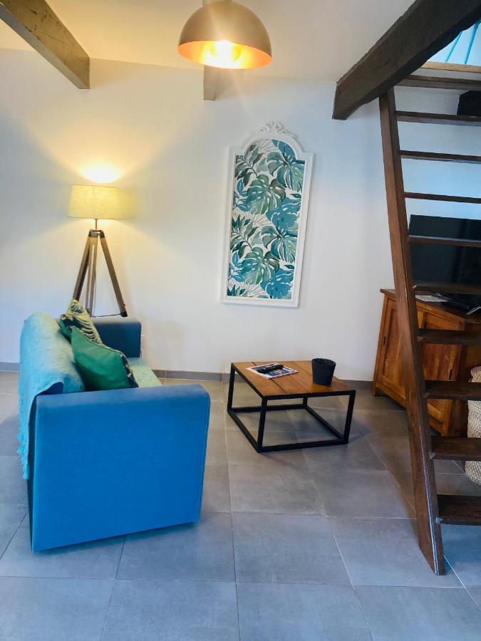 Charmante Petite Maison Renovee Quistinic ภายนอก รูปภาพ