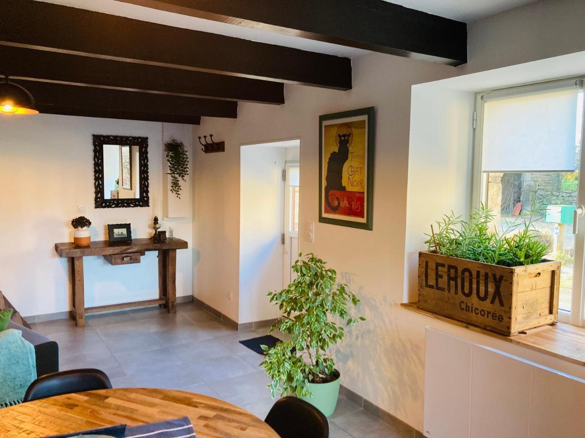 Charmante Petite Maison Renovee Quistinic ภายนอก รูปภาพ